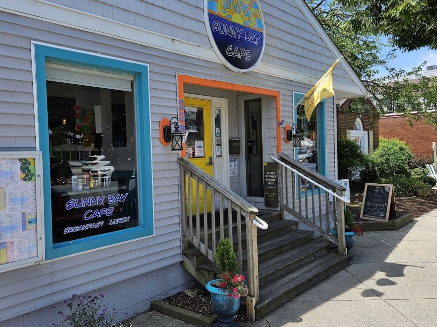 Sunny Bay Cafe