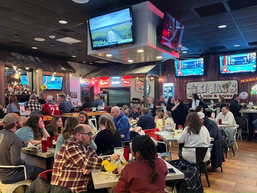 Tiki Jac's Street Eats & Brews