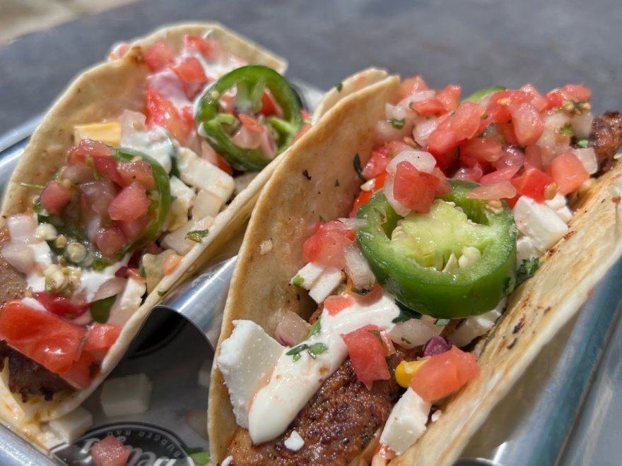 Surfin Betty’s Burger Bar