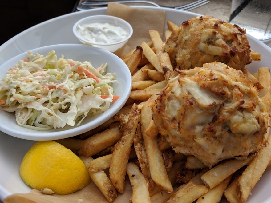 The Cove Bar and Grille