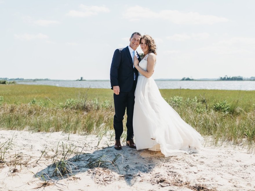 The Cove Bar and Grille