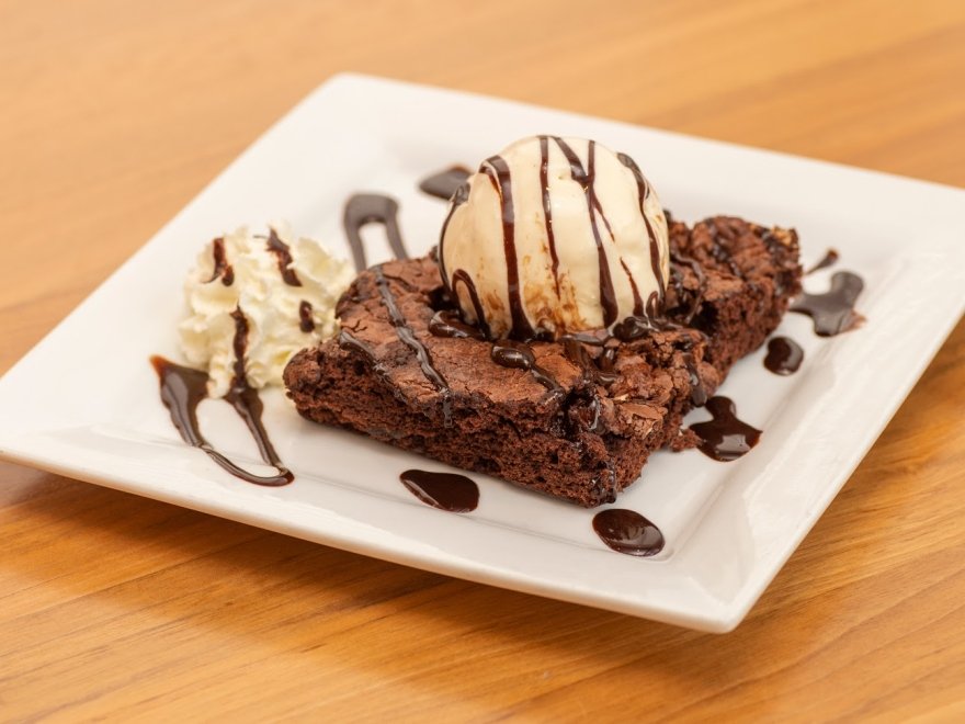 The Cove Bar and Grille