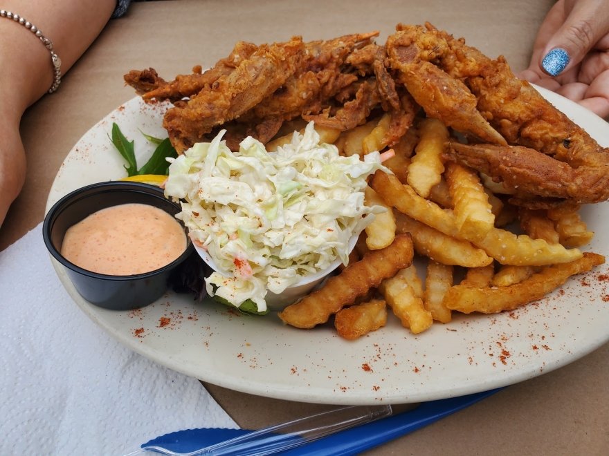 The Surfing Crab Restaurant and Bar