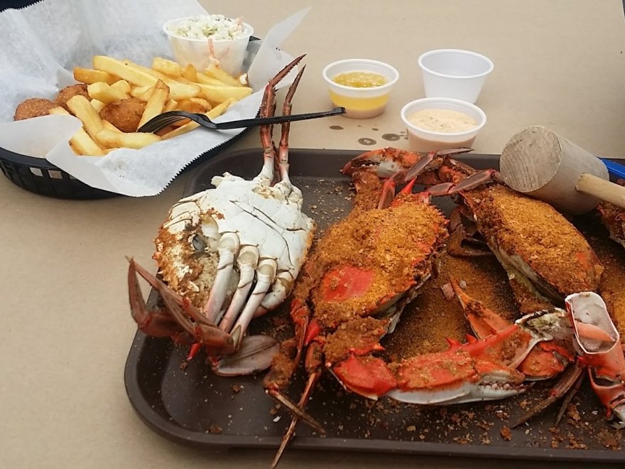 The Surfing Crab Restaurant and Bar