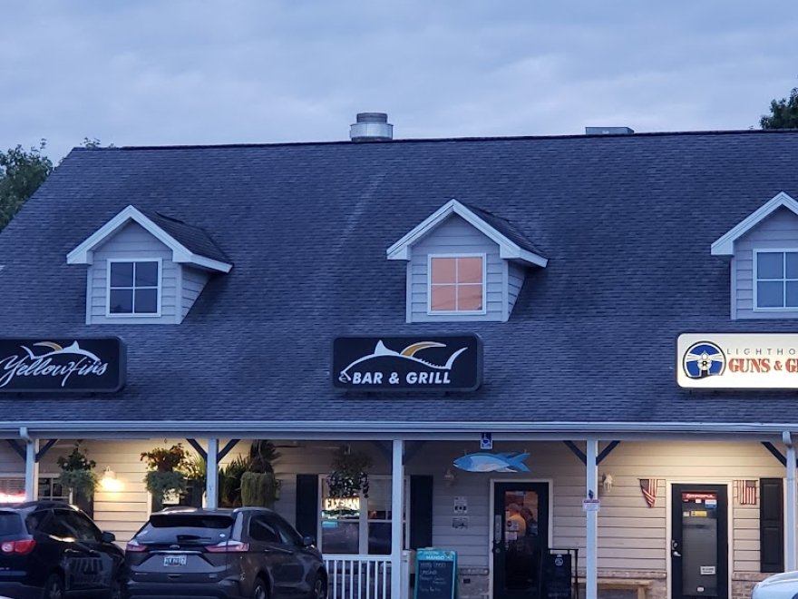 Yellowfin's Bar & Grill