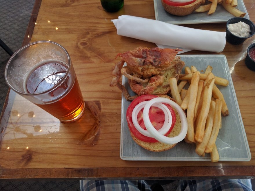 Yellowfin's Bar & Grill