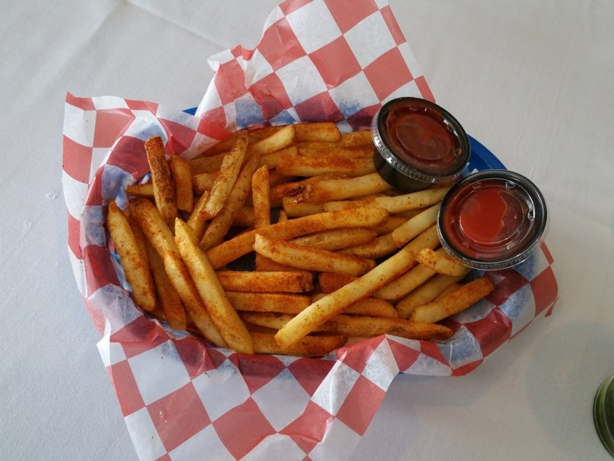 Yellowfin's Bar & Grill