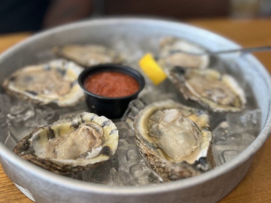 Zogg's Raw Bar & Grill & The Sea Hogg Food Truck