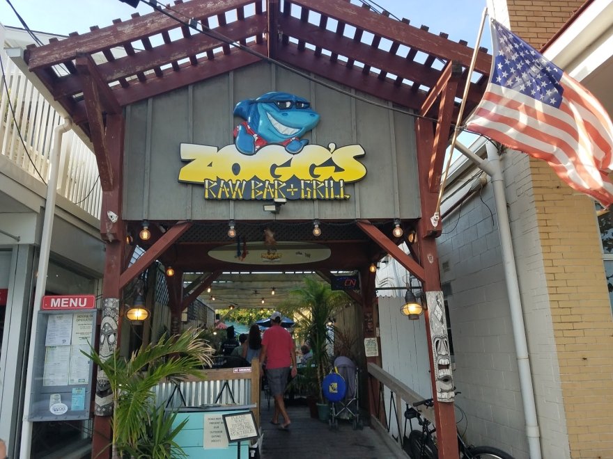 Zogg's Raw Bar & Grill & The Sea Hogg Food Truck