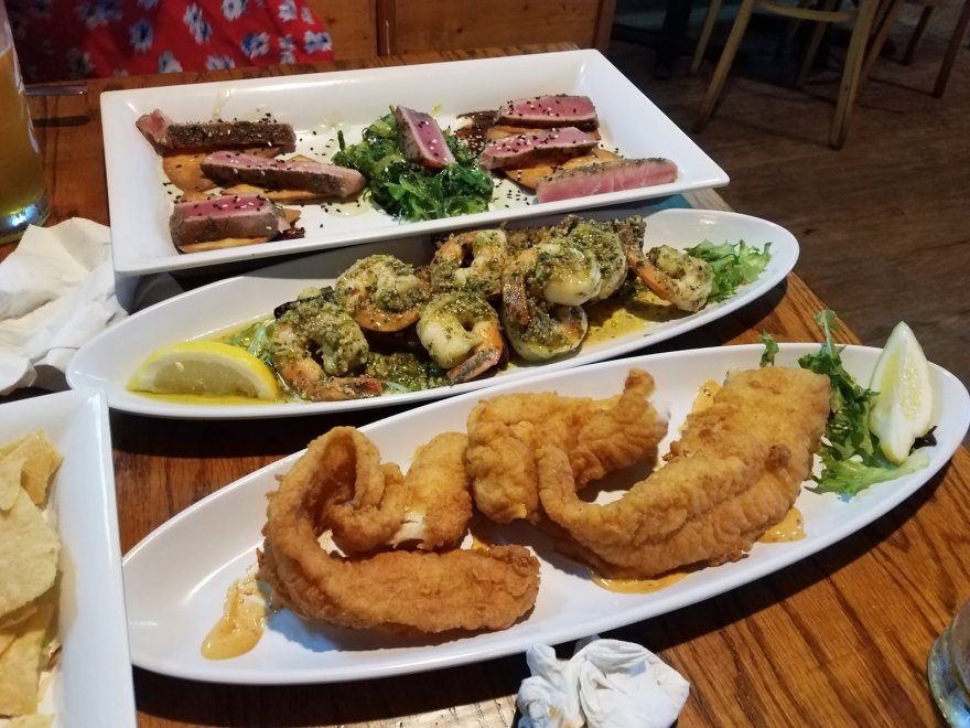 Zogg's Raw Bar & Grill & The Sea Hogg Food Truck