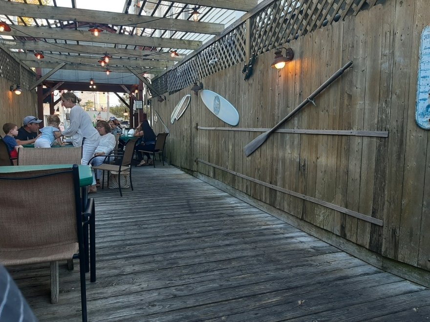 Zogg's Raw Bar & Grill & The Sea Hogg Food Truck