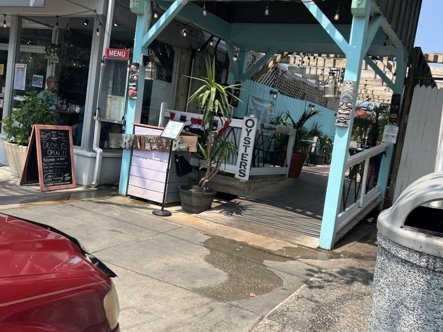 Zogg's Raw Bar & Grill & The Sea Hogg Food Truck