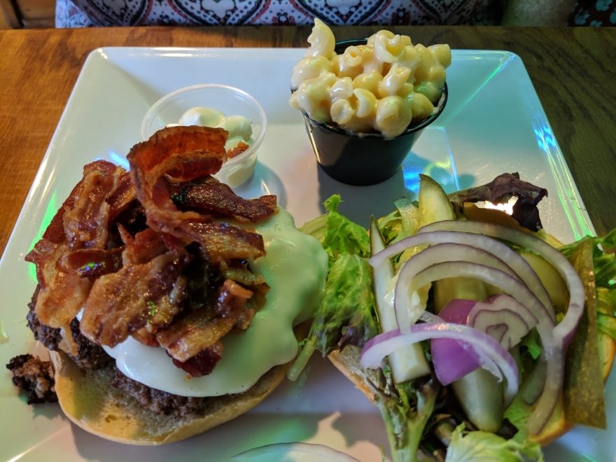 Zogg's Raw Bar & Grill & The Sea Hogg Food Truck