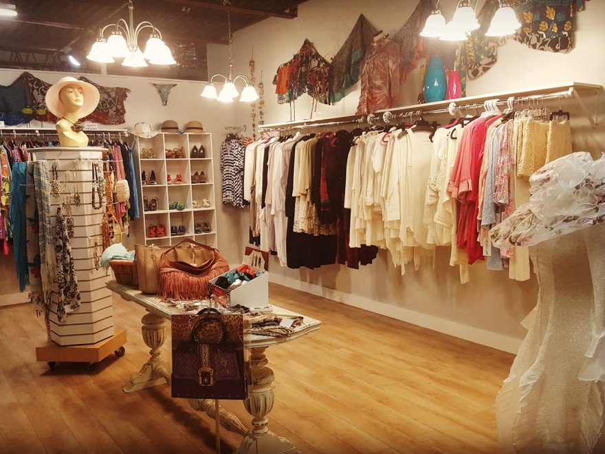 The Brush Factory on Kings