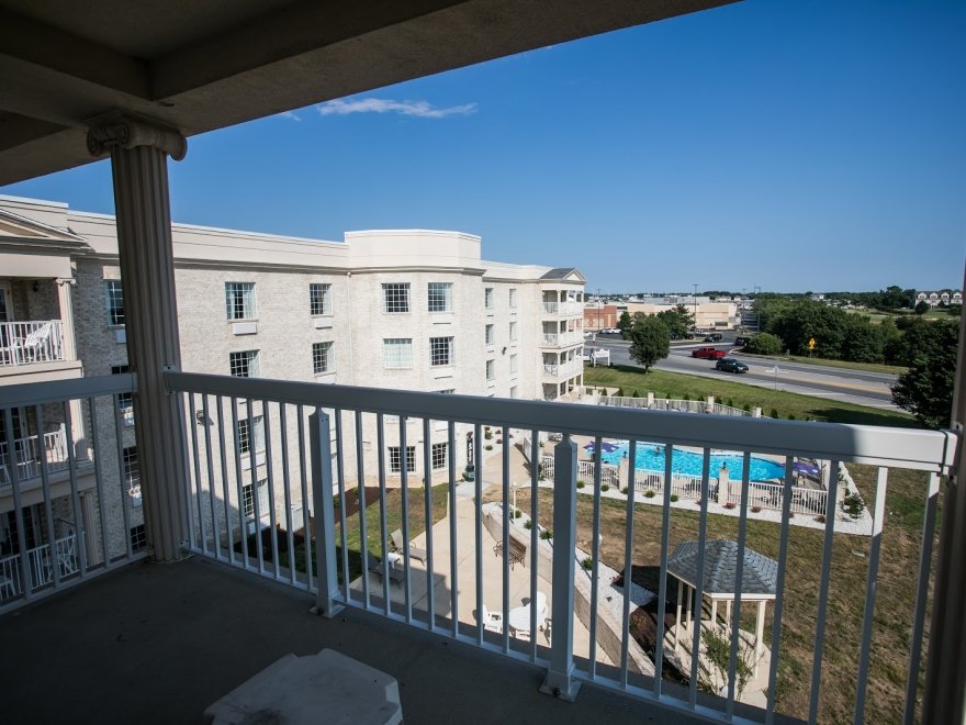 The 	Heritage Inn & Suites Rehoboth Beach
