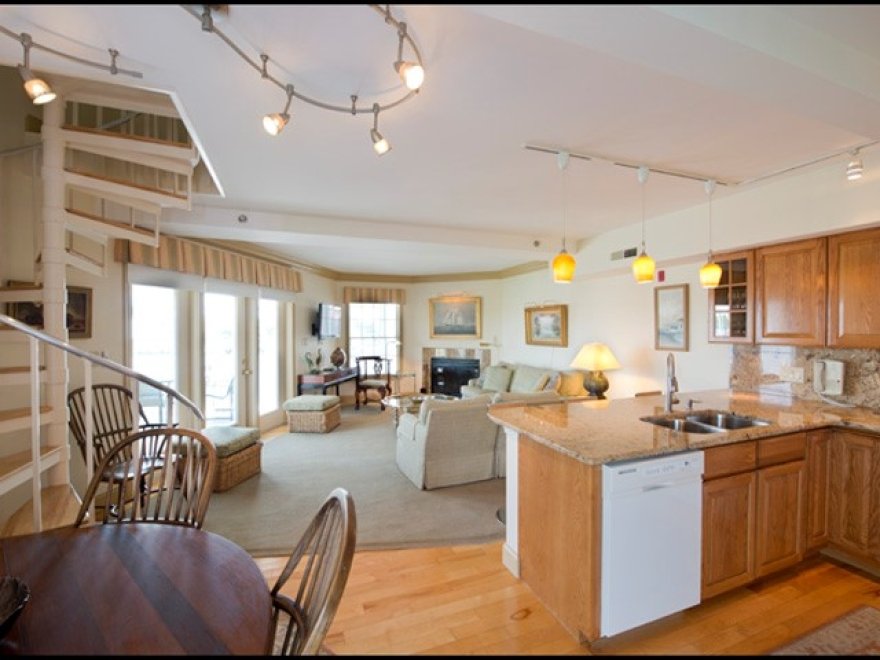 The INN At Canal Square