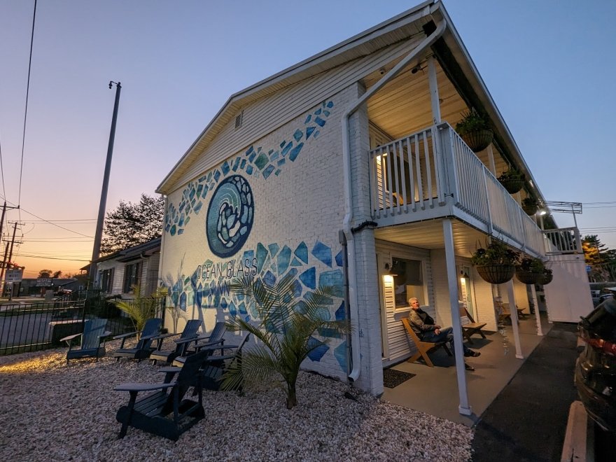 Ocean Glass Inn
