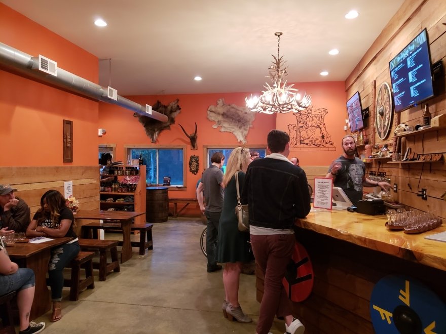 THE BRIMMING HORN MEADERY